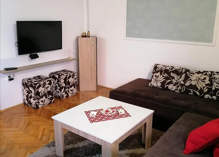 Centar Διαμέρισμα Κρούσεβατς